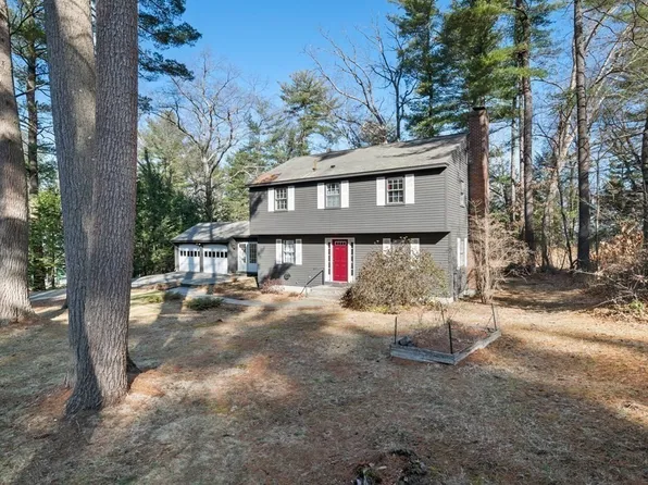 16 Aubinwood Rd, Amherst, MA 01002