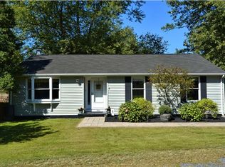 8464 Emerald Ln, Marshall, VA 20115