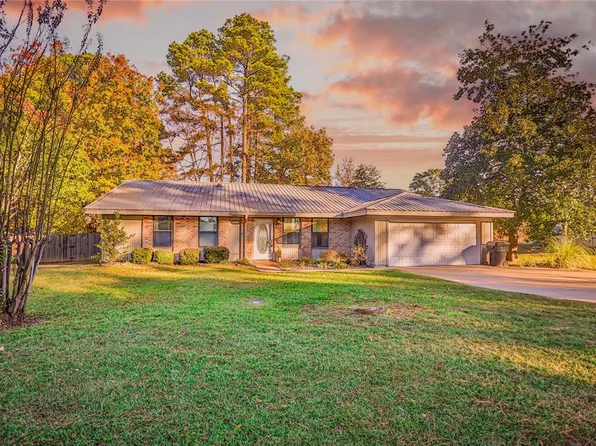 106 Stafford Ln, Idabel, OK 74745