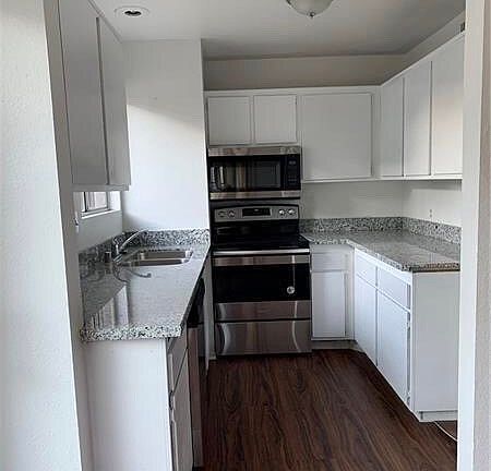 5th image of 5005 Spencer St Unit D