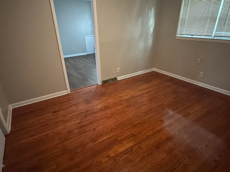 2801 Penland Ave NW — Photo 5