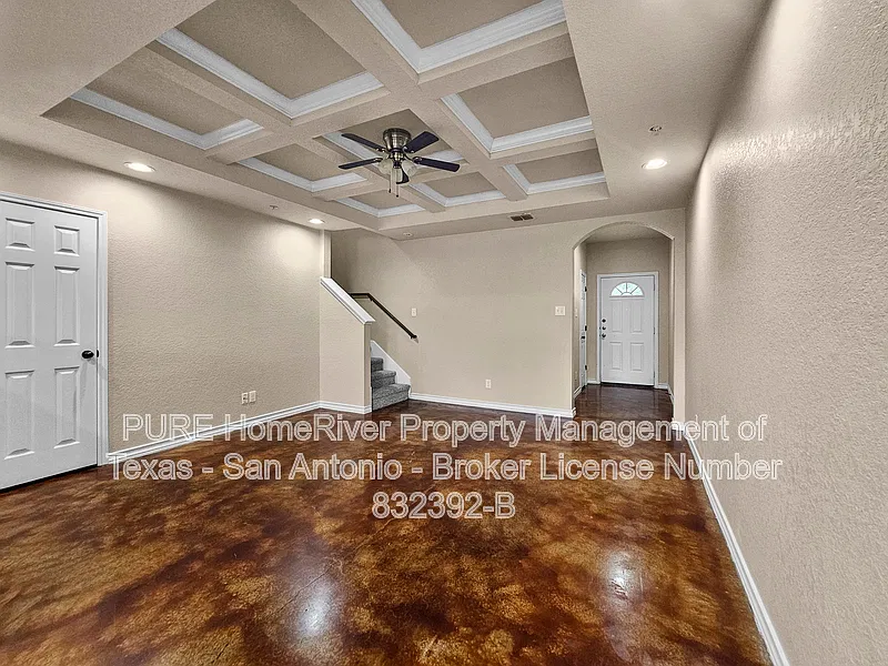 3 bed, 3.0 bath, 1237 sqft, $1,395 — Photo 4
