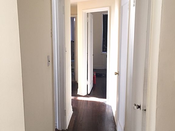 4th image of 11420 Queens Blvd #F4