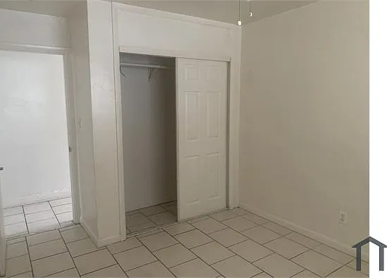 2 bed, 850 sqft, $1,750 — Photo 2