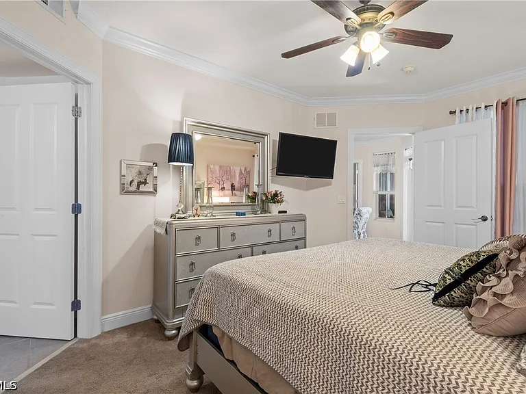 2825 Palm Beach Blvd #213 — Photo 14