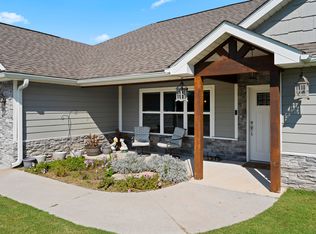 61500 E 266th Rd, Grove, OK 74344