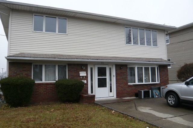 1st image of 79 Maitland Pl #2