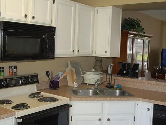 4th image of 176 Reserve 100 Cir