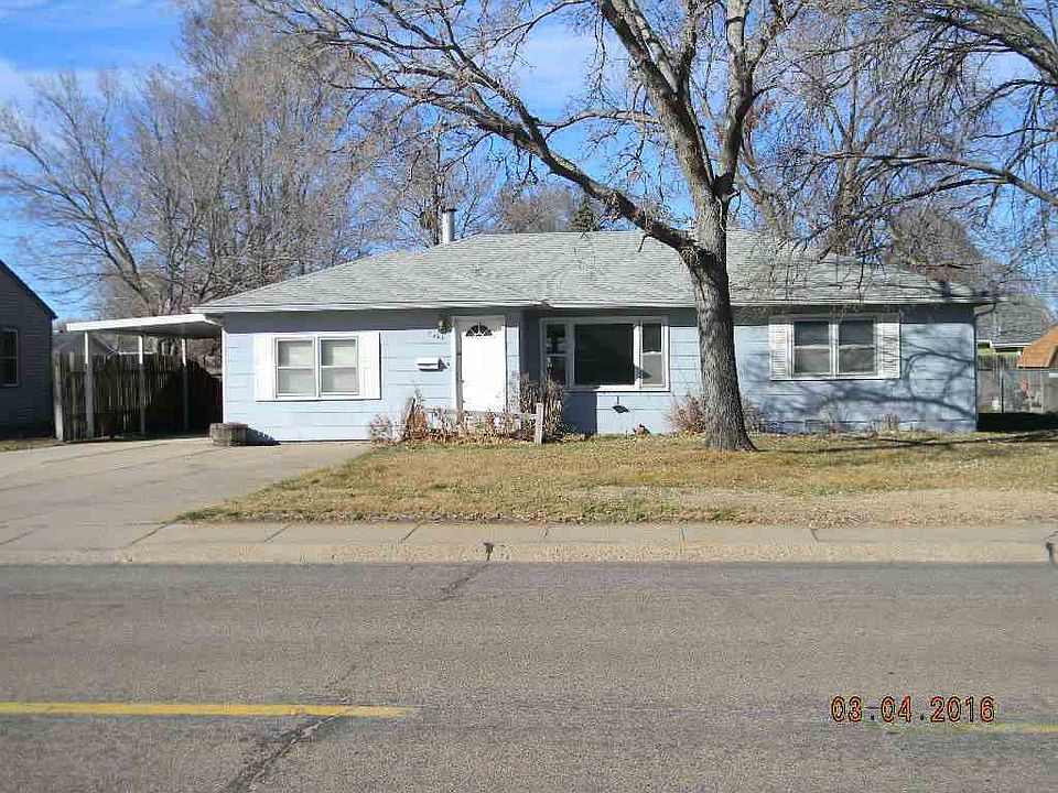 1st image of 1407 W B St