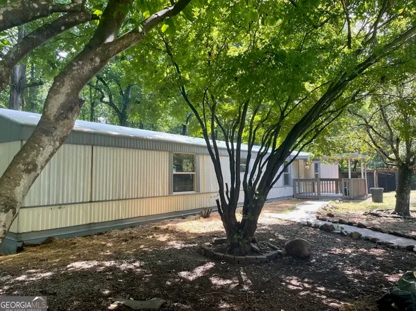 812 Chitwood Rd, Clarkesville, GA 30523