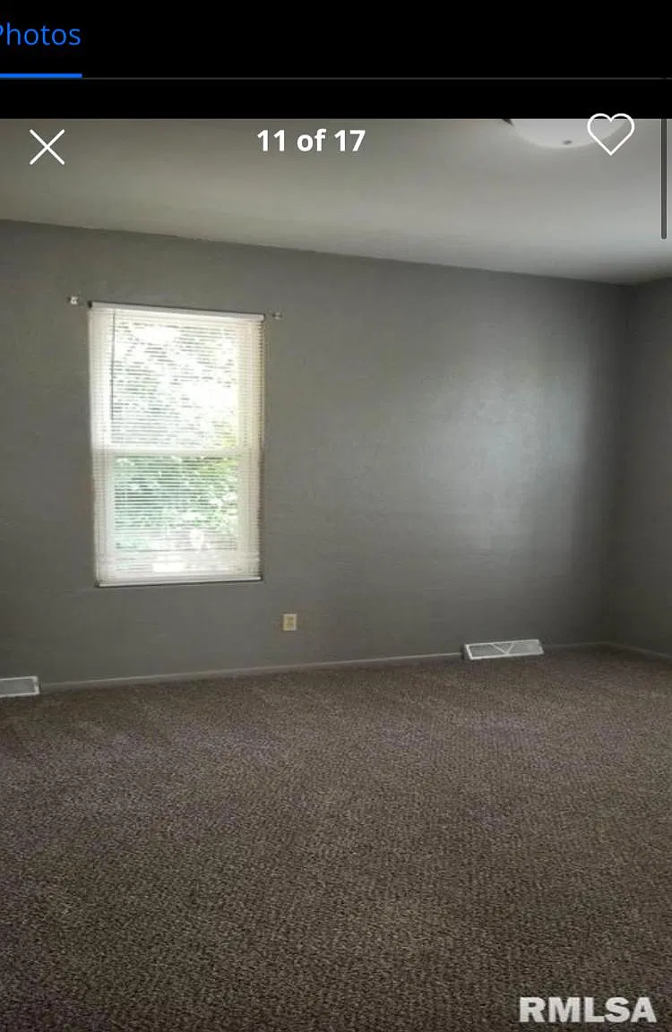 2 bed, 900 sqft, $900 — Photo 4