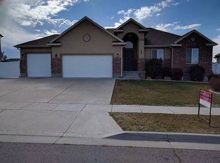 783 W 2010 S, Syracuse, UT 84075