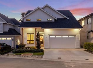 4217 Old Clayburn Rd #17, Abbotsford, BC V3G0H7