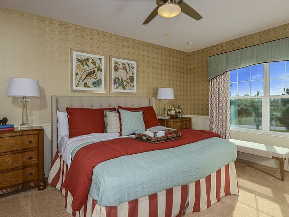 Luxurious owner's suite