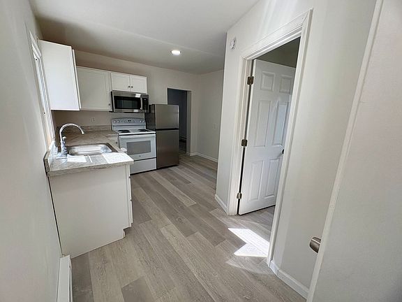 3rd image of 3654 Marietta Ave #3