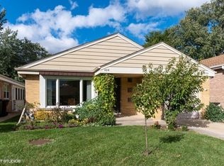 4316 Main St, Skokie, IL 60076