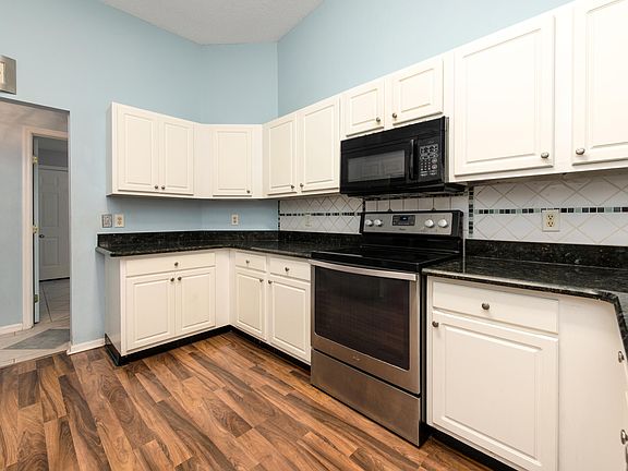 4th image of 246 SW Voltair Terrace