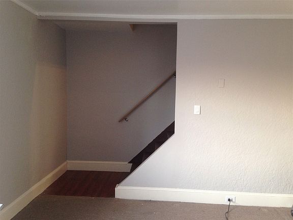 Stairway to 2nd bed room