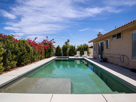 2nd image of 79110 Desert Stream Dr