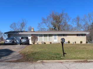 1807 Denslow Dr, South Bend, IN 46614