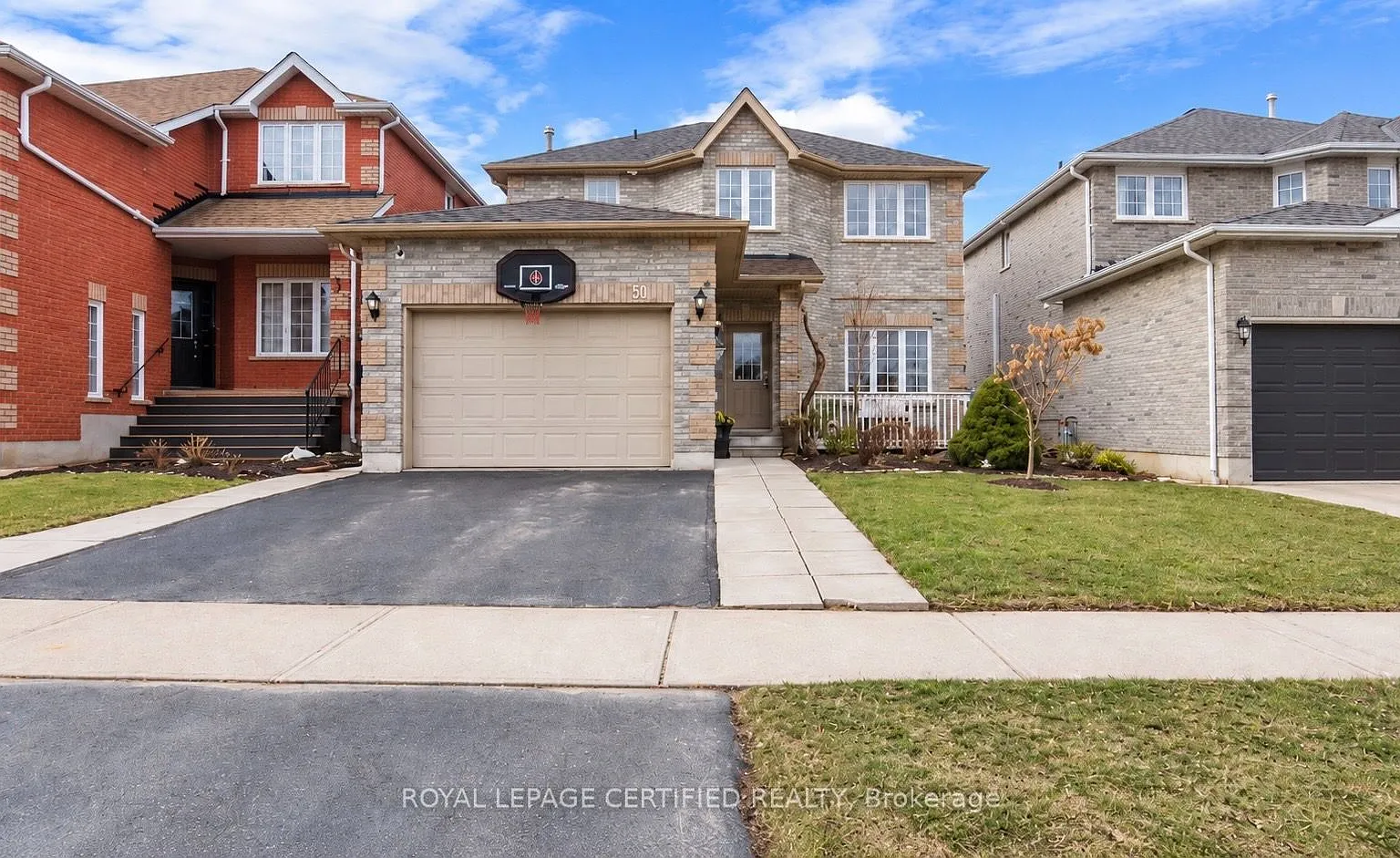 3 bed, $2,700 — Photo 1
