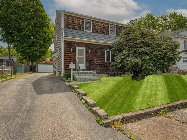 82 Tilton Ave, Brockton, MA 02301