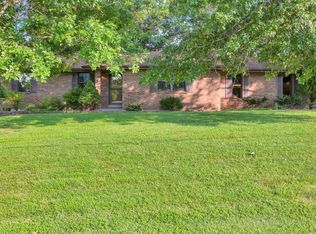 2000 Hill Rd, Wentzville, MO 63385