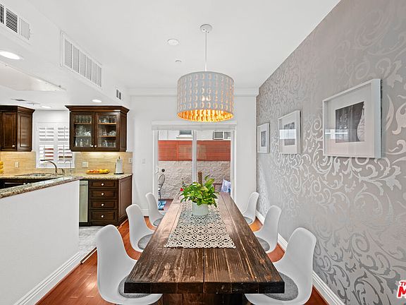 5th image of 1010 N Curson Ave Unit 108