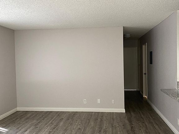 2nd image of 1527 Palm Ave Floor 1