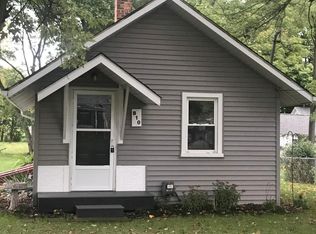 810 N Sheldon St, Charlotte, MI 48813