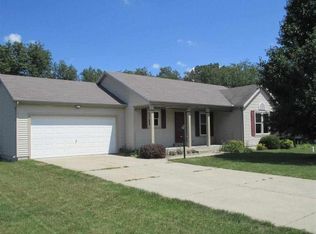 30801 Oakbrook Dr, Granger, IN 46530