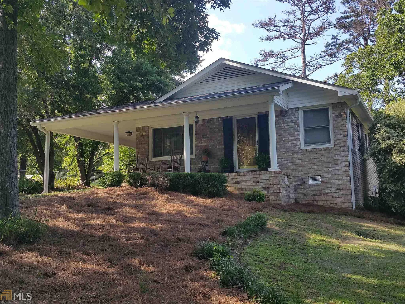 16 Eastdell Rd NE photo 1