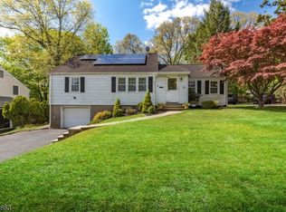 53 Cedar Grove Pkwy, Cedar Grove, NJ 07009