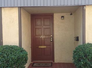 710 Oaks Field Rd #F2-1, Jacksonville, FL 32211