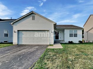 461 Dover Pond Dr, Blacklick, OH