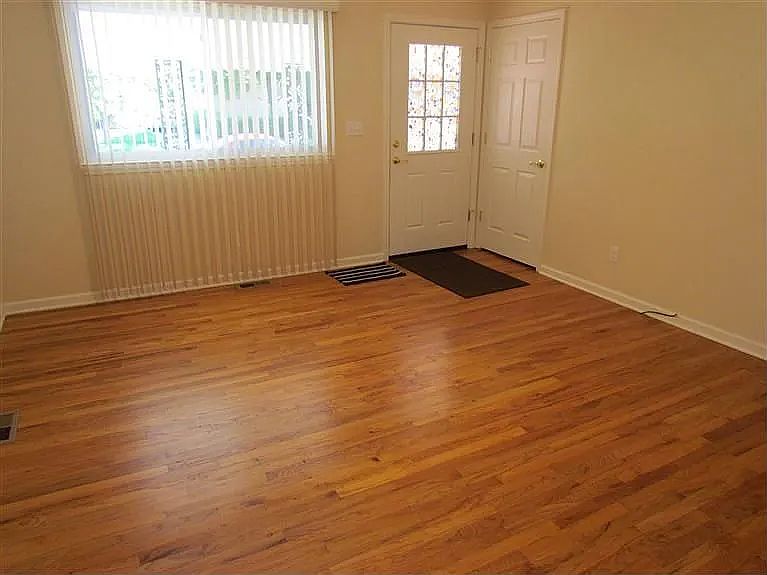 1st image of 1223 Commonwealth Ave