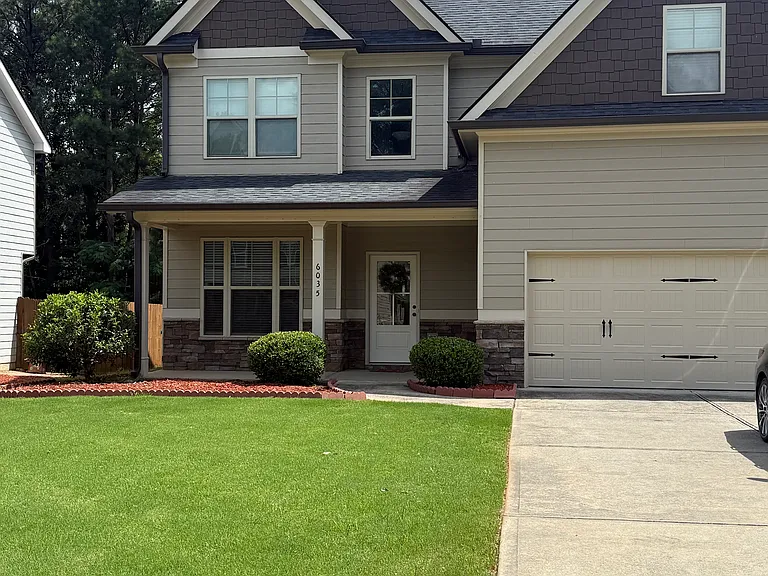 6035 Stonebrook Ln — Photo 1