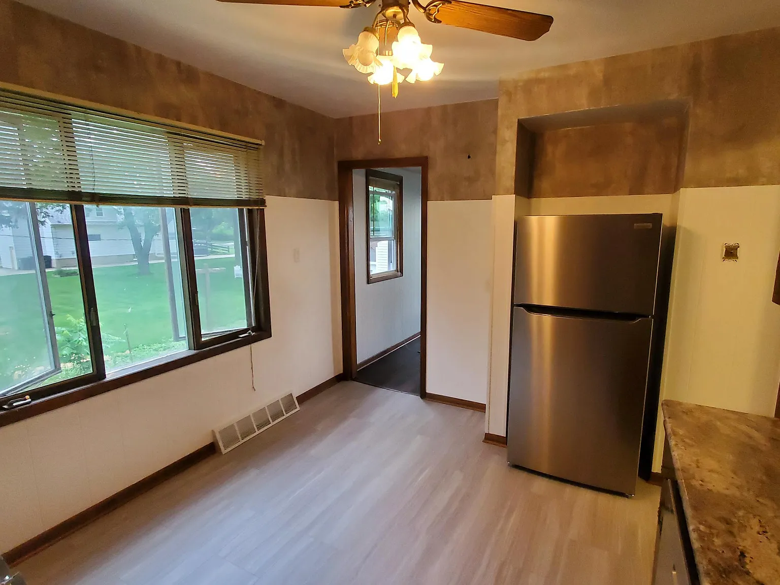 3626 E Iona Ter — Photo 4