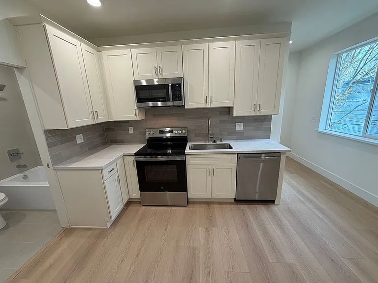 Brand New! - 2420 Kayak Alley | Midtown duplex | 2 bedroom | 1 bathroom | — Photo 6