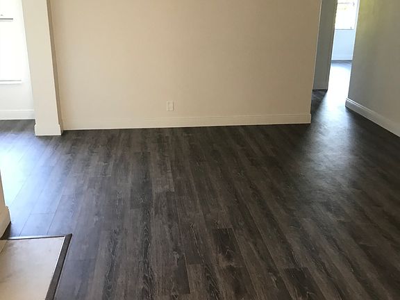 5th image of 10737 NW 20th Dr