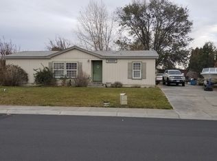 1335 SW 15th St, Hermiston, OR 97838