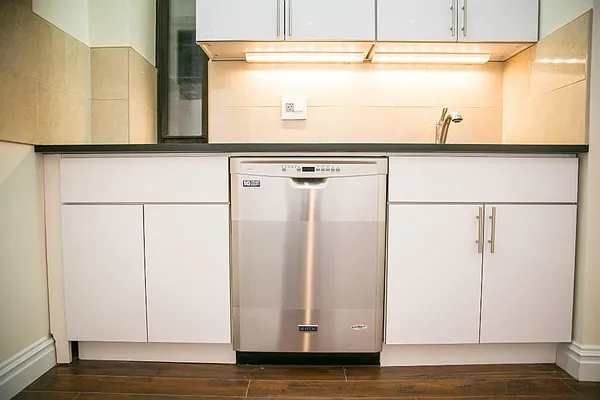 Rented by DO NOT USE Ellipse Realty | media 20