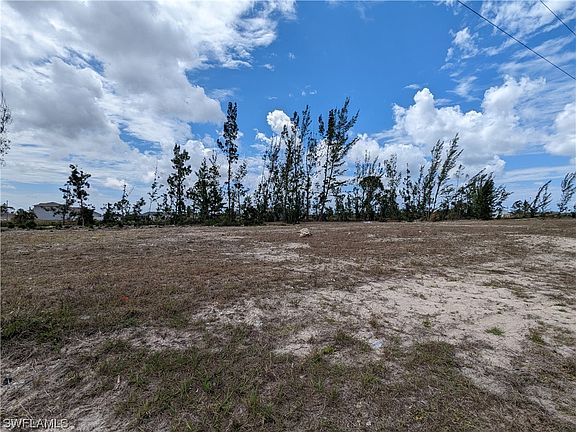 5th image of 2210 NW 21st St