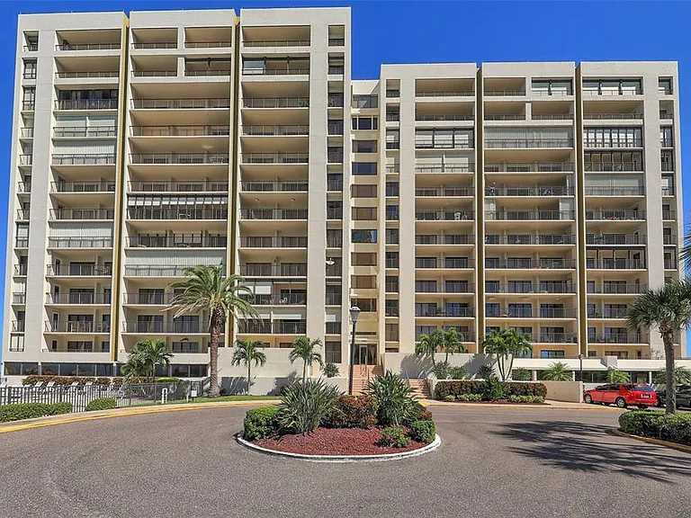 1480 Gulf Blvd #512 — Photo 33