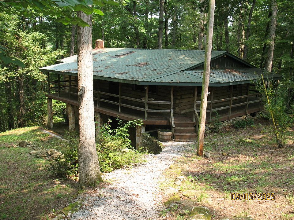 1st image of 1555 Brown Creek Dr