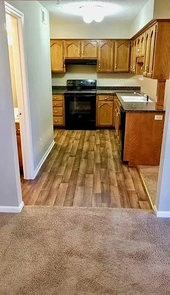 15164 Glenwood Ave — Photo 1