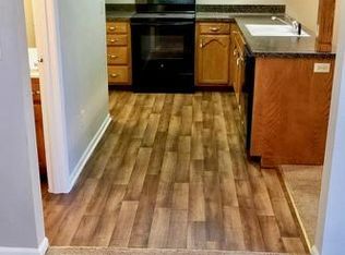15164 Glenwood Ave, Overland Park, KS 66223