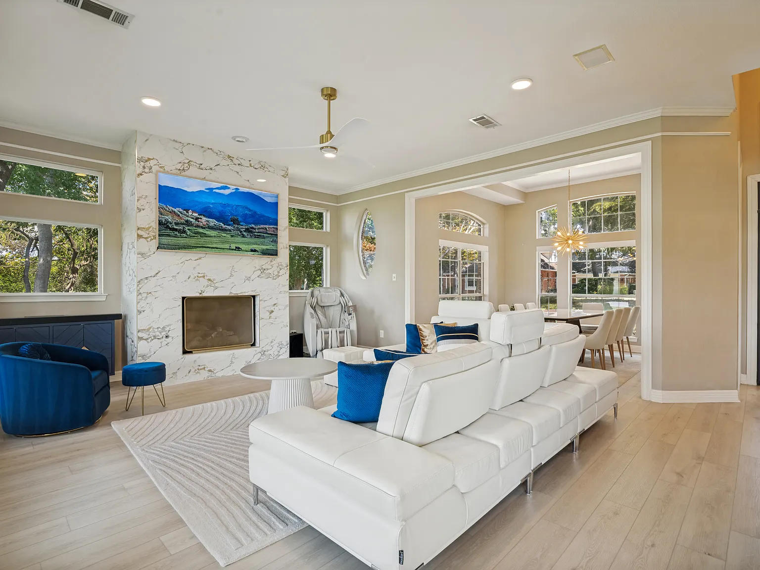 4 bed, 2909 sqft, $3,490 — Photo 4