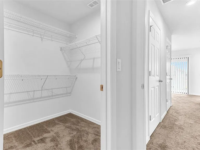 2274 S Centerra Loop — Photo 23