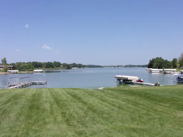 56 Helen Ave, Milford, IA 51351